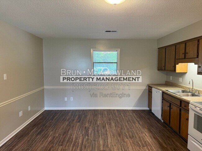 Building Photo - 3615 Wrights Ferry Rd