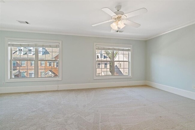 Building Photo - 2763 Durham Dr NE