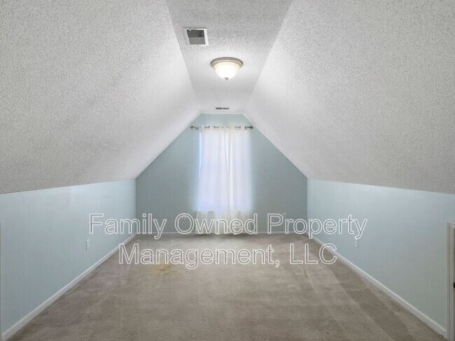 Building Photo - 170 Red Cypress Dr