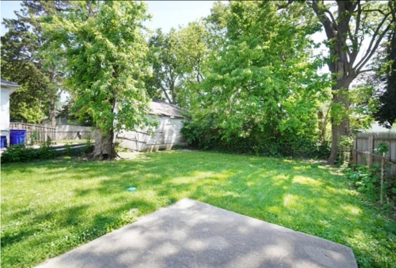 Building Photo - 124 Eaton Ave