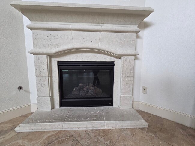 Building Photo - 2810 Auburn Glade Ct