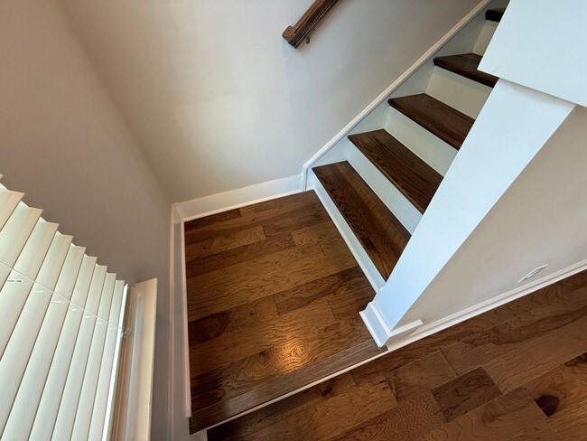 Building Photo - Beauitiful Home in the heart of Ballantyne!!