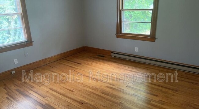 Building Photo - 1935 Raleigh Rd