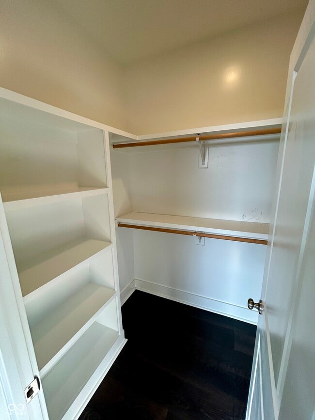 Building Photo - 2511 S Delaware St