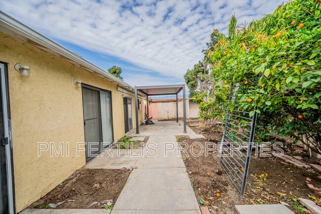 Building Photo - 1506 Webster St