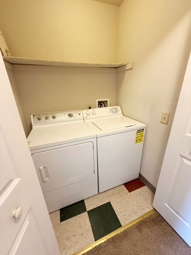 Building Photo - 621 Virginia St