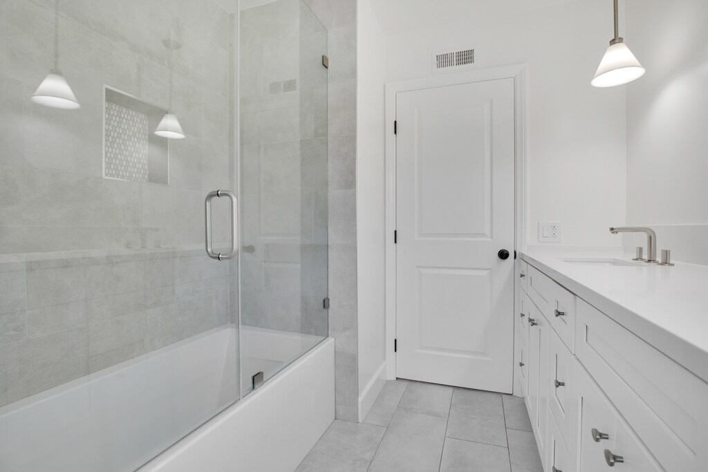 Building Photo - 23450 Park Hermosa