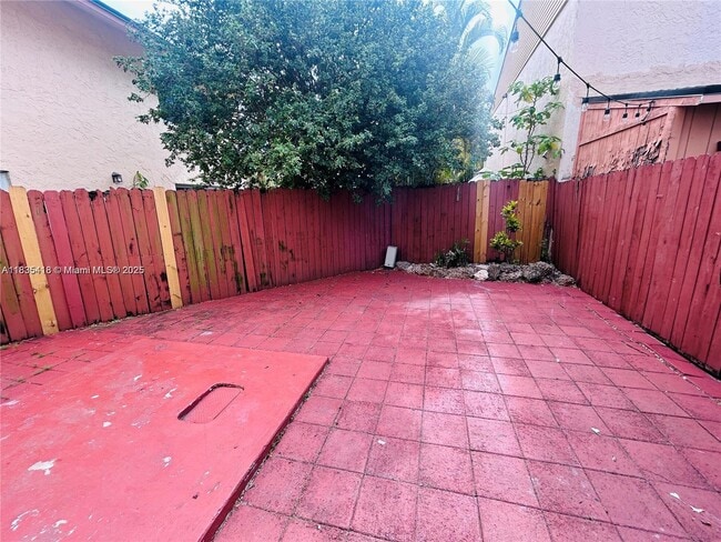 Building Photo - 8610 SW 156th Pl