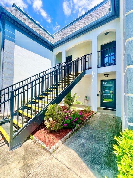 Building Photo - 1277 McMullen Booth Rd