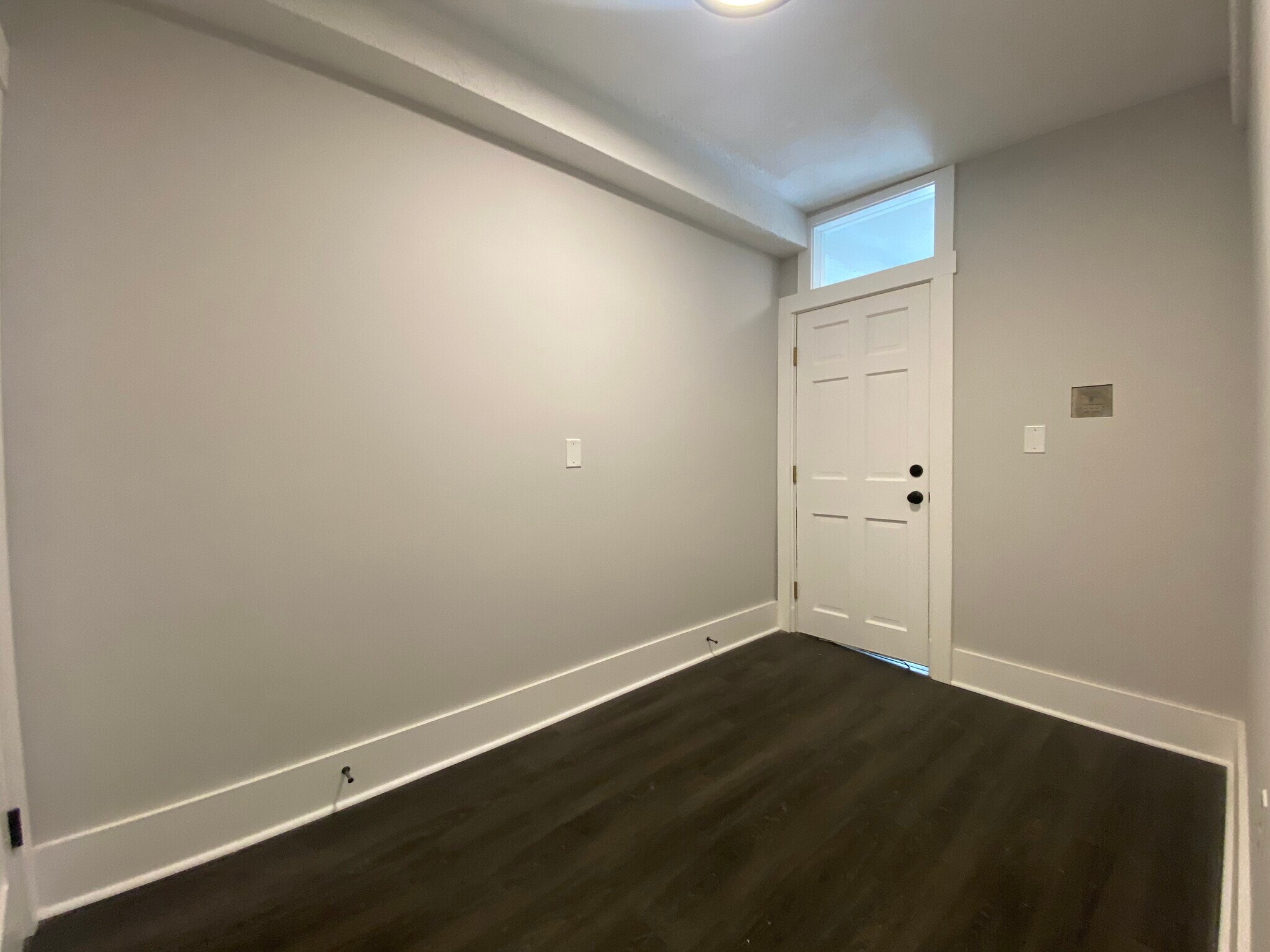 Building Photo - 116 Marginal St