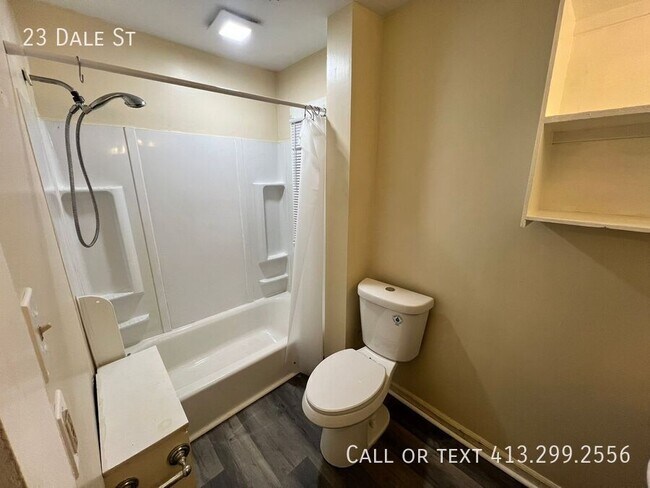 Building Photo - 23 Dale St