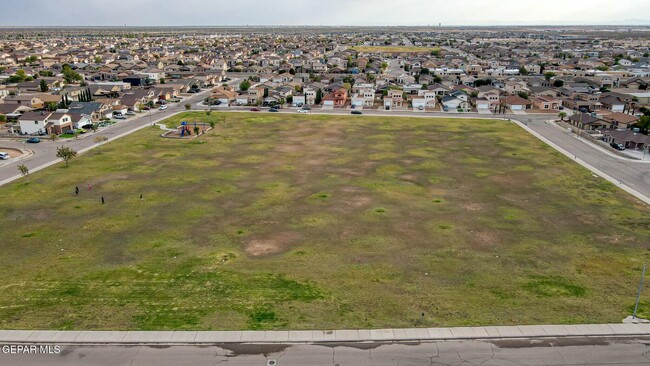 Building Photo - 14199 Gil Reyes Dr