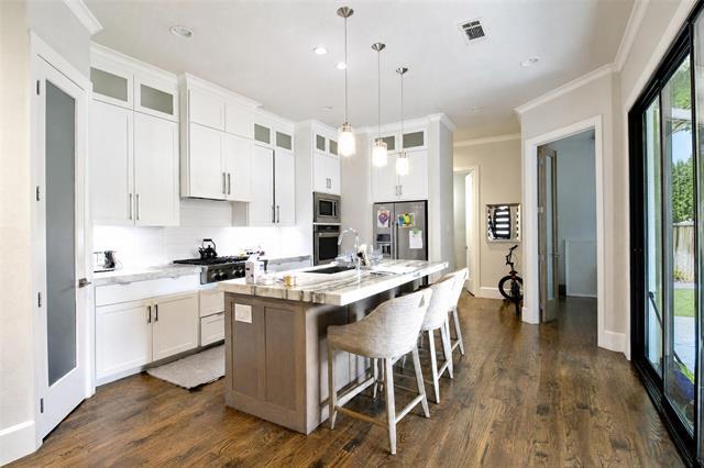 Building Photo - 6614 Del Norte Ln