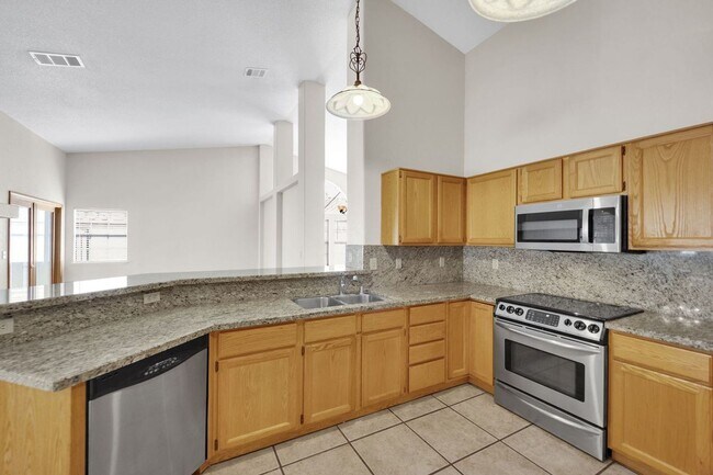 Building Photo - 7716 Bentonite Dr