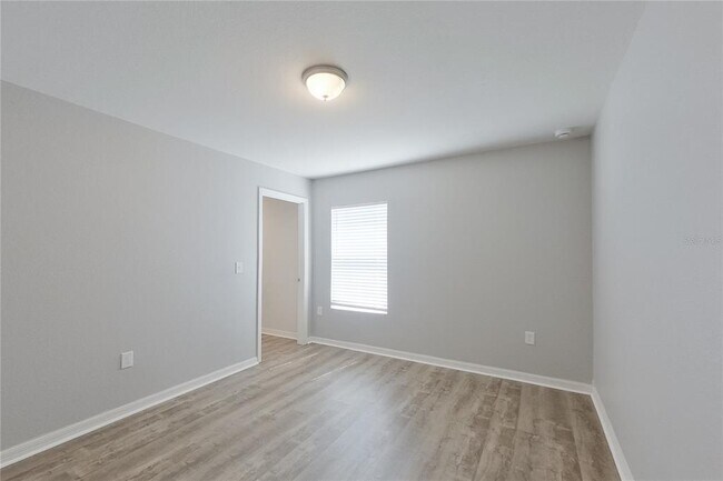 Building Photo - 2227 NW 11th Ct