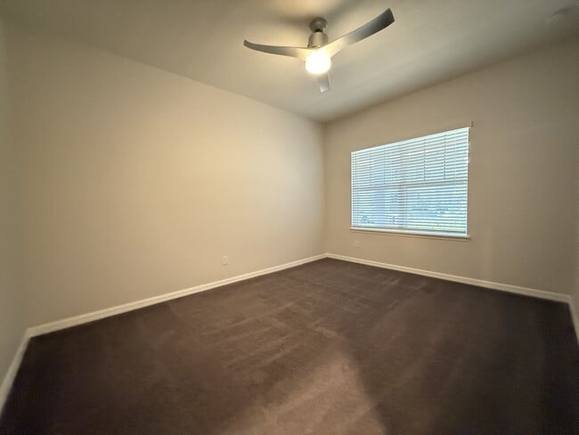 Building Photo - 4753 Ter Blf St