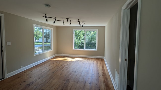 Building Photo - 24 Clark St