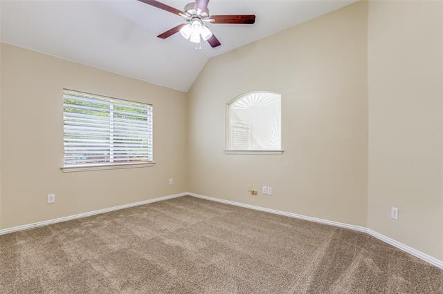Building Photo - 2514 Maywood Ln