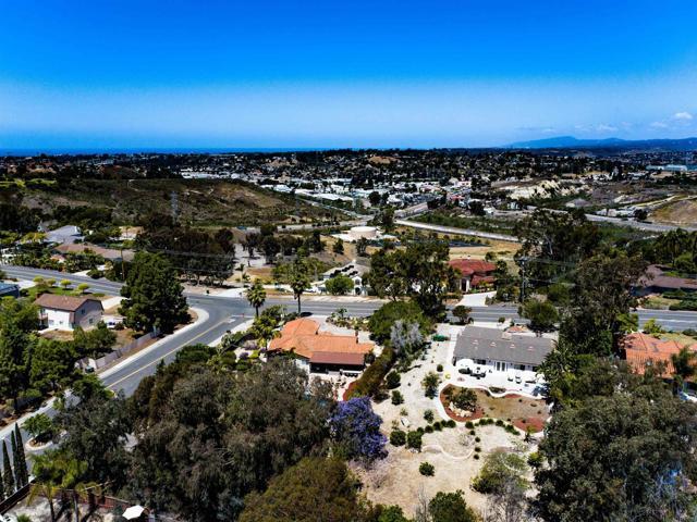 Building Photo - 3111 Skyline Dr