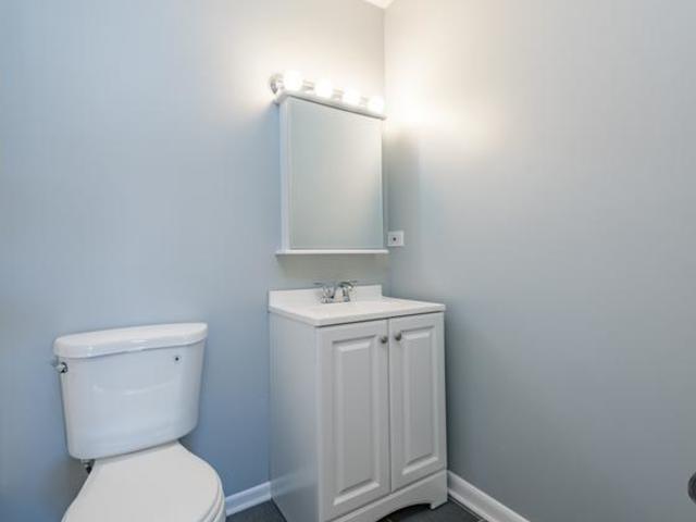 Building Photo - 2226 Abbeywood Dr