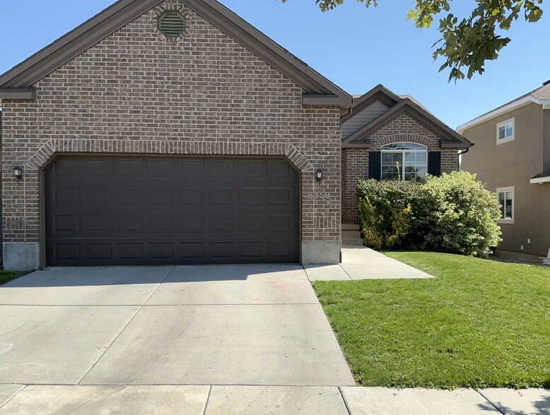 Primary Photo - 8359 Sawtooth Oak Dr