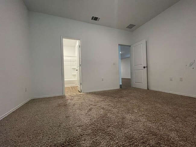 Building Photo - 14017 Saving Grace Wy