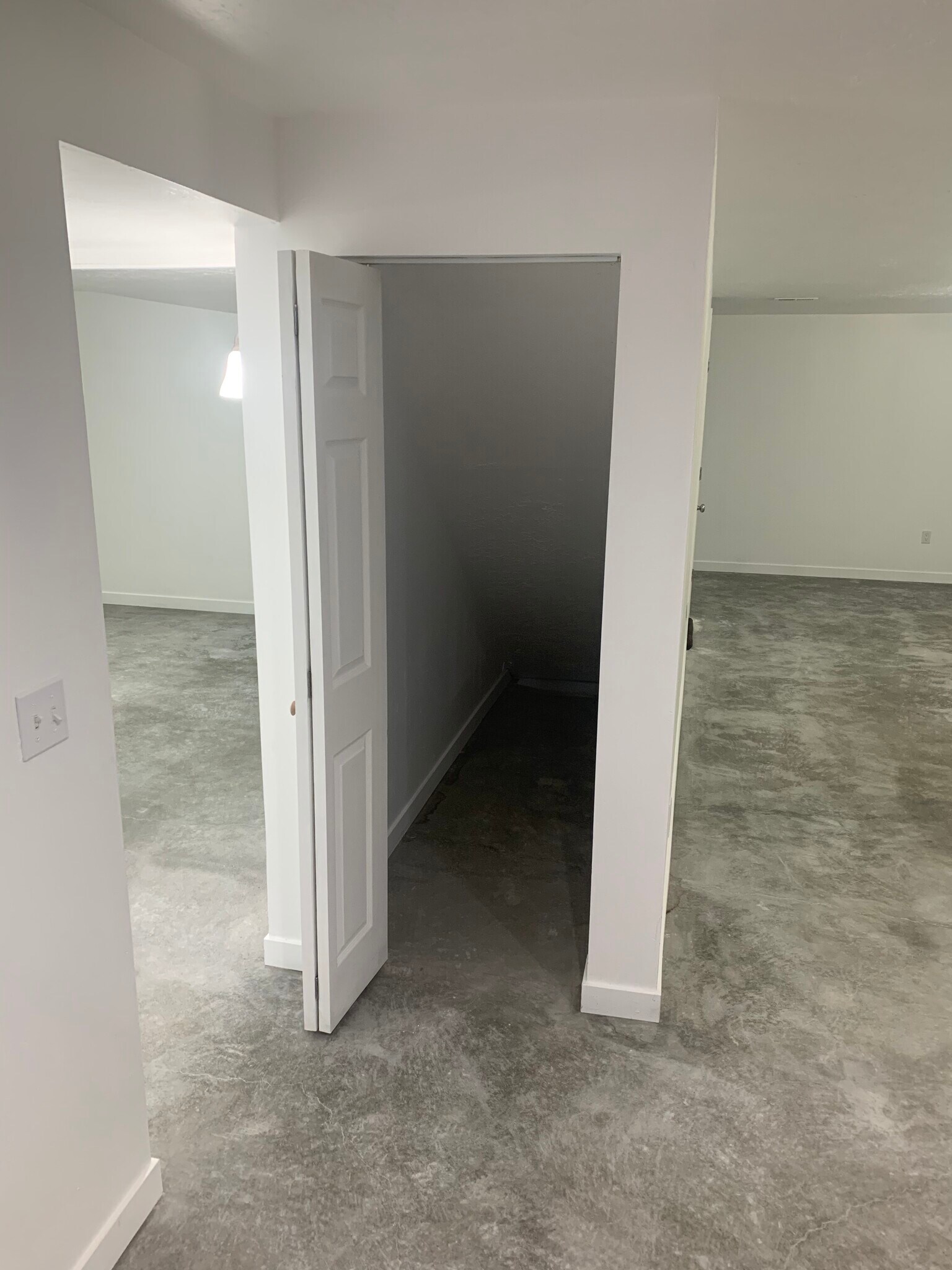 Building Photo - 2777 E Clarkstone Dr