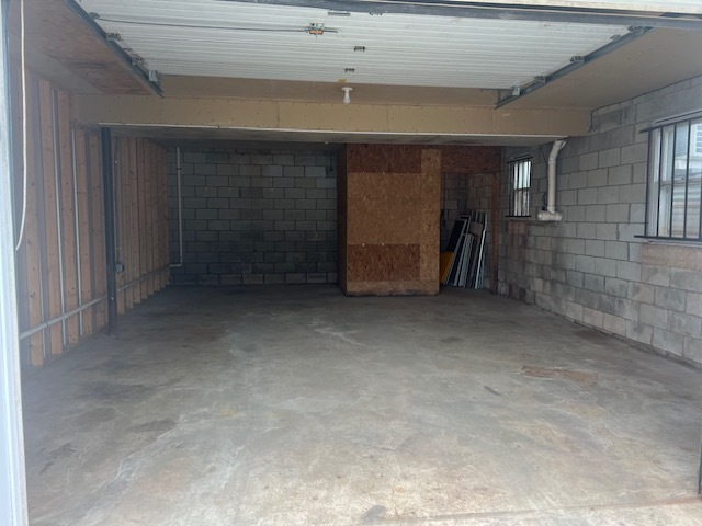 GARAGE 2 - 1815 York Rd