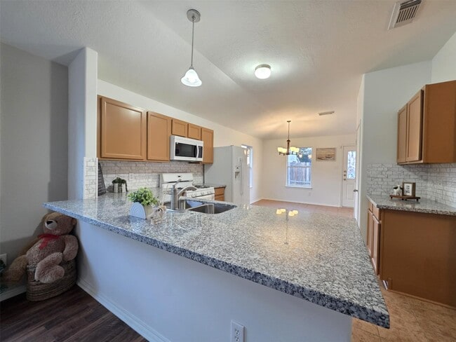 Building Photo - 20806 Dewberry Creek Ln