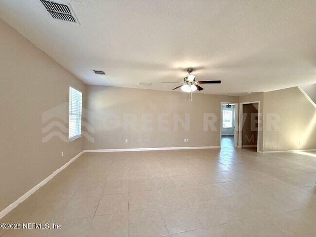 Building Photo - 8704 Lake George Cir W