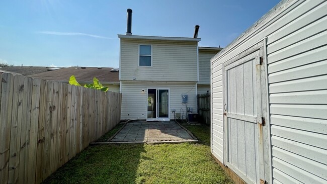 Building Photo - 1433 Sangaree Cir