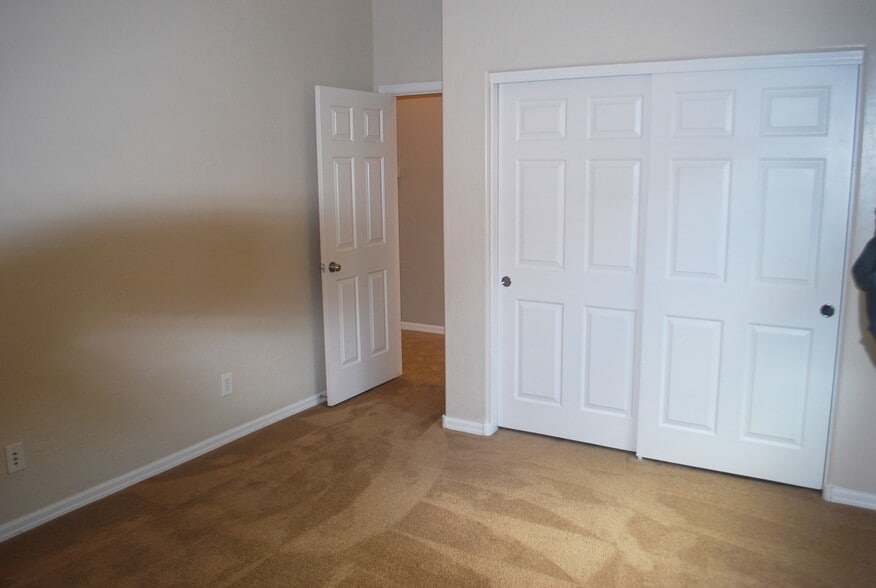 Downstairs Bedroom #4 - 6809 Palmetto Pines Ct