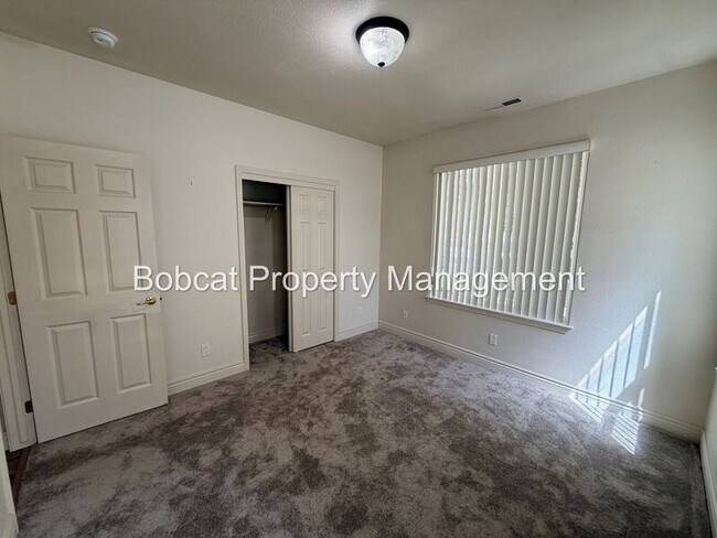 Building Photo - 1362 Branden Ln