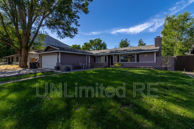 Primary Photo - 4880 E Tomahawk Dr