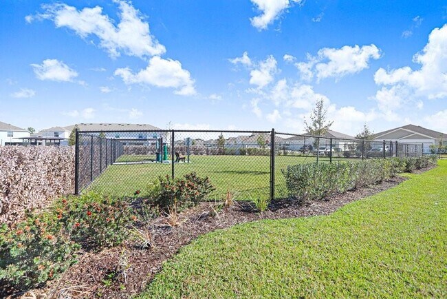 Building Photo - 31298 Paper Birch St