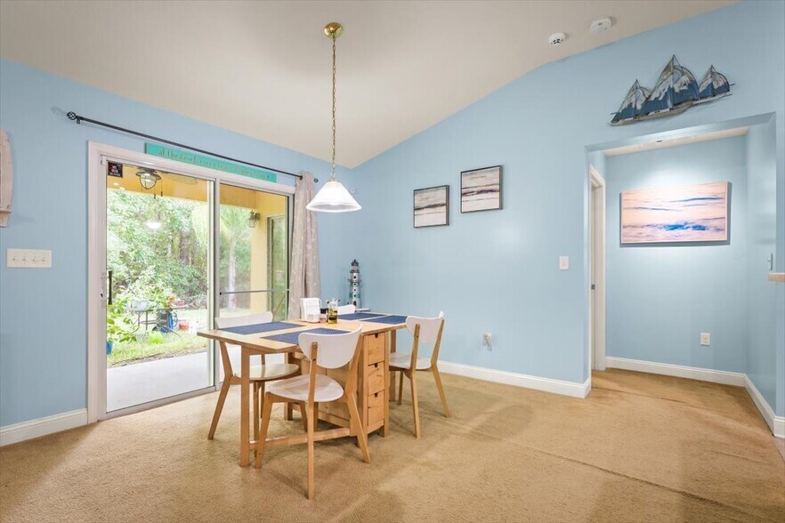 Building Photo - 11829 Carolwood Ln