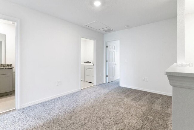 Building Photo - 16468 Happy Eagle Dr