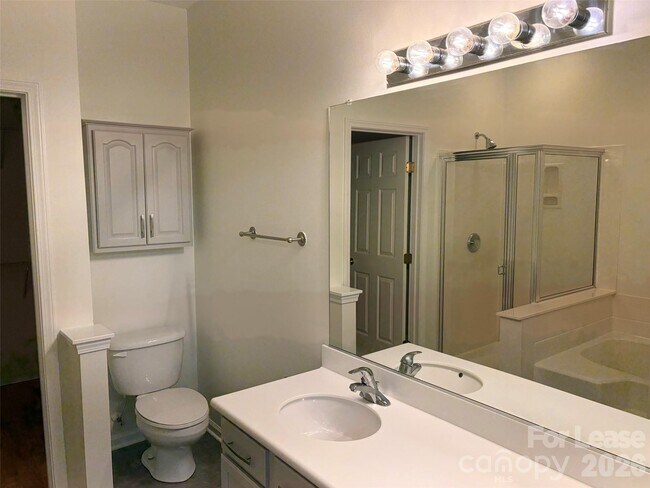 Building Photo - 123 Kase Ct