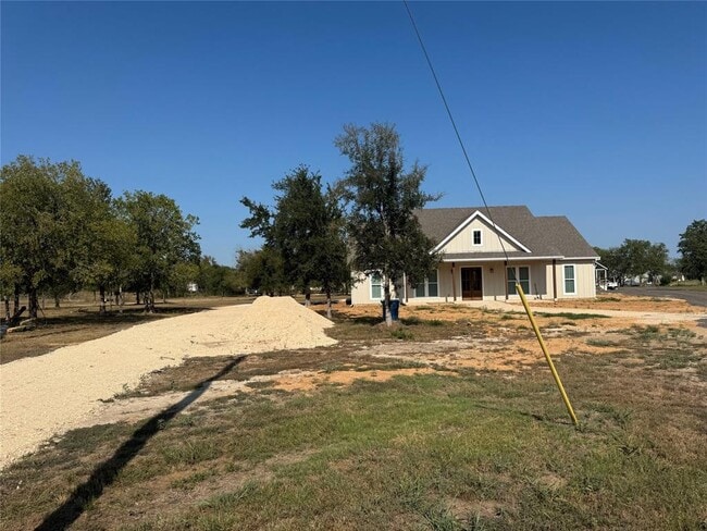 Building Photo - 1353 Red Town Rd