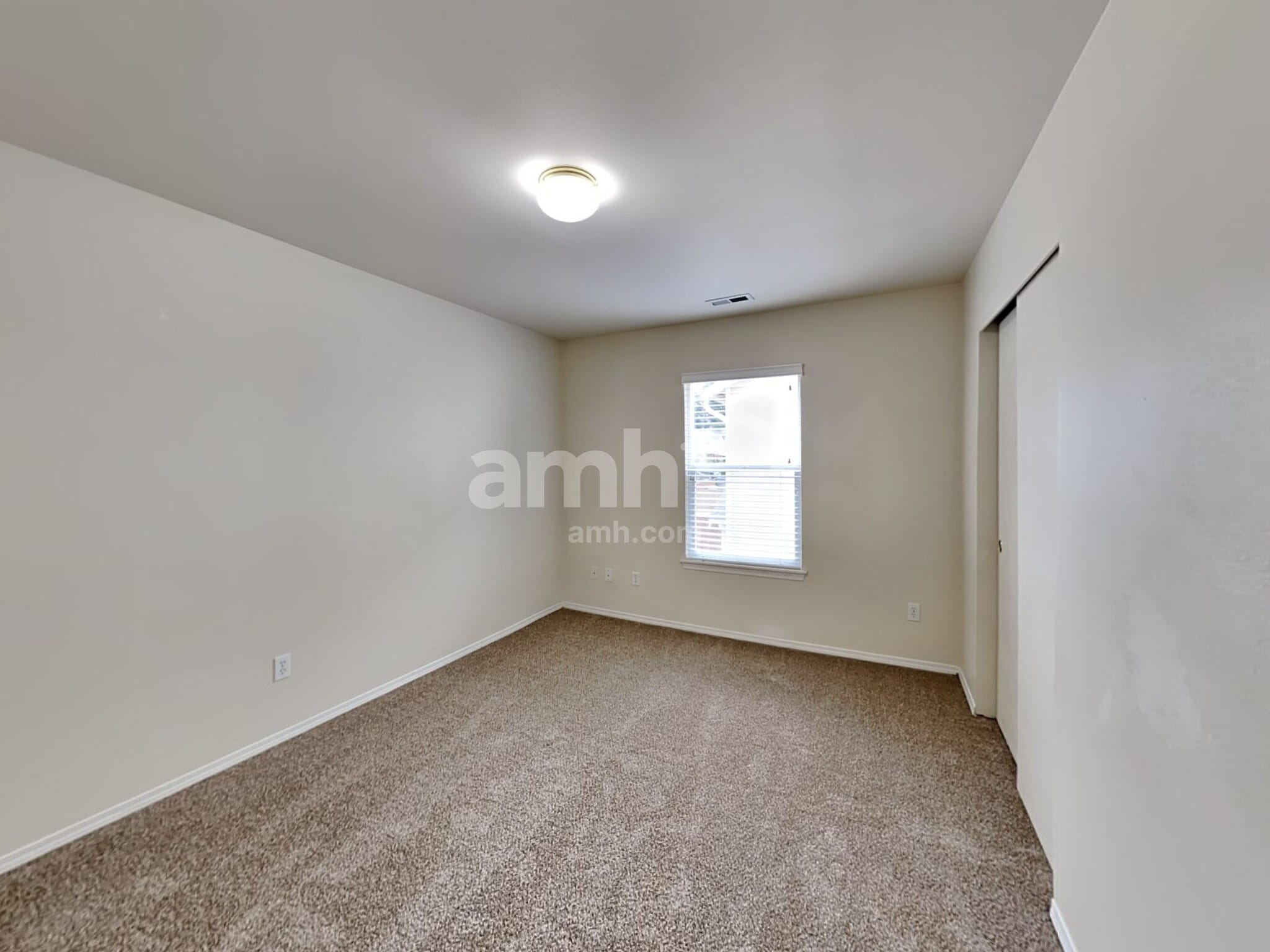 Building Photo - 5008 S Mullen St