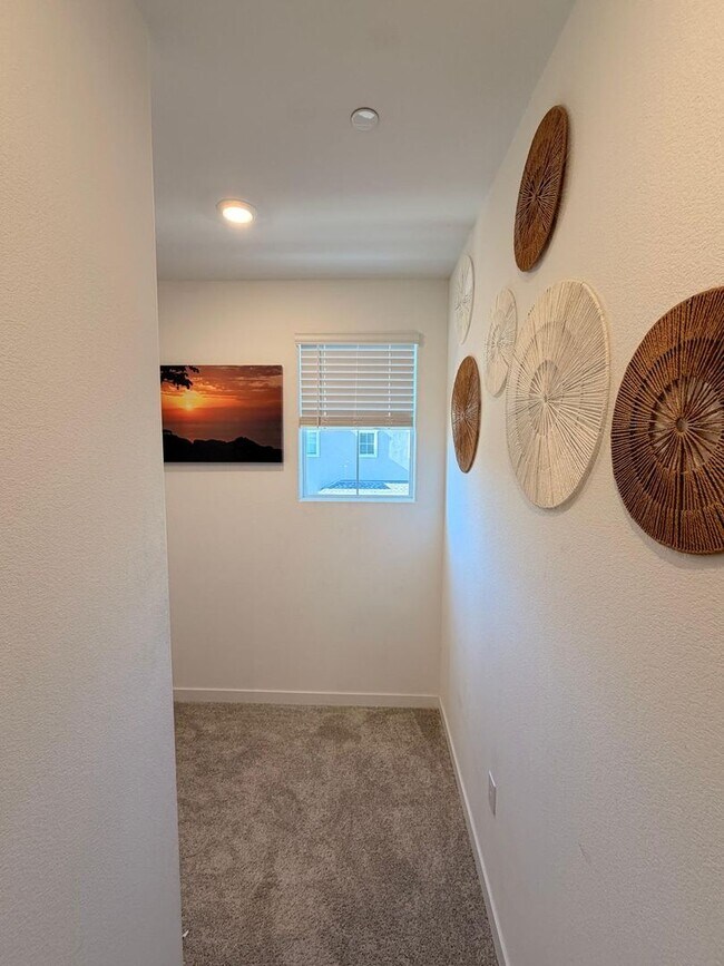 Building Photo - 1125 Bellawood Dr