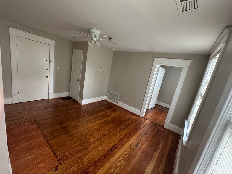 Building Photo - 1089 Colquitt Ave NE