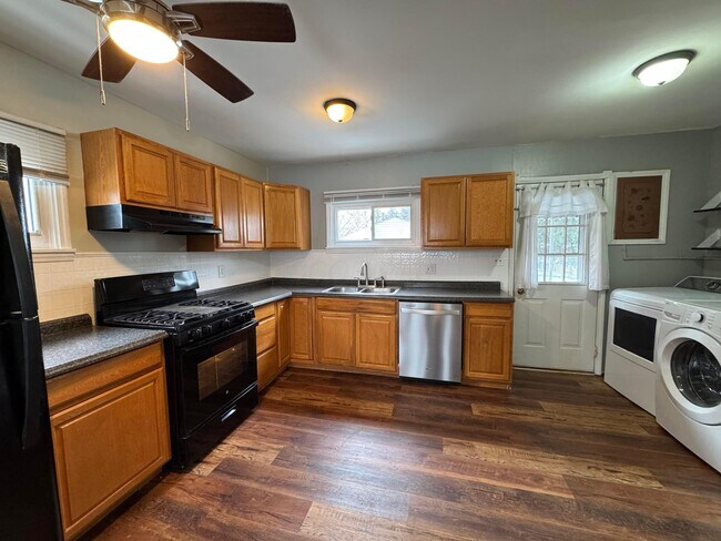 Building Photo - 4105 Elbern Ave