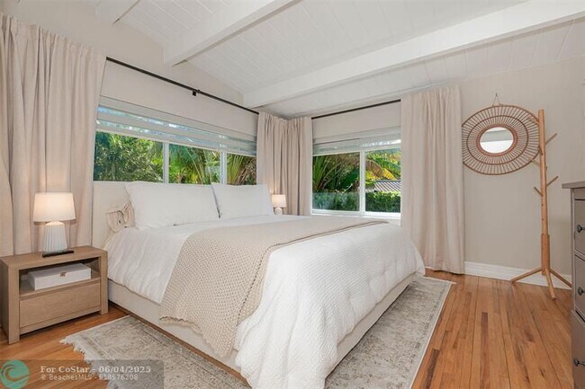 Building Photo - 1936 Harbour Inlet Dr