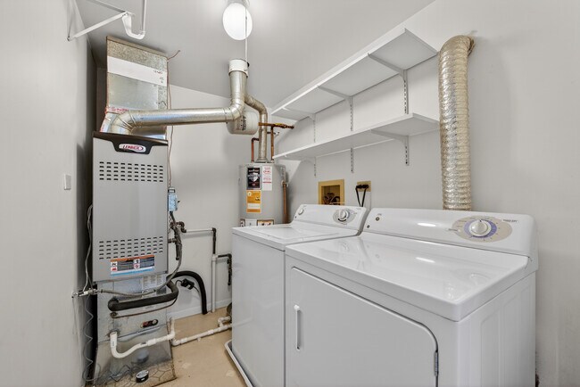 Building Photo - 1454 Eagle Ct