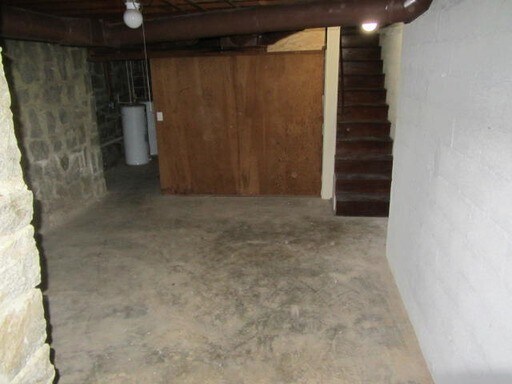Building Photo - Don’t Miss Out! Look, Lease, and Live Spec...