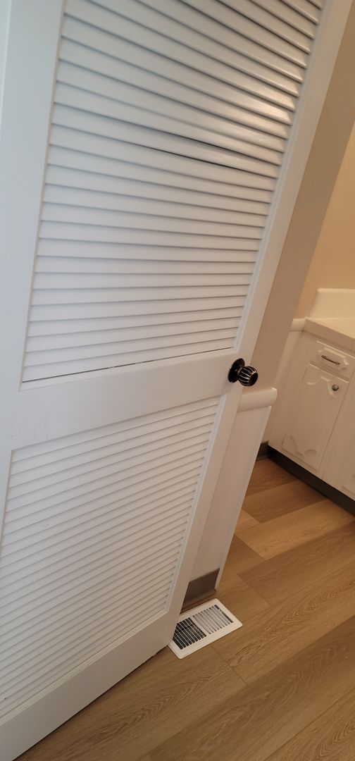 Building Photo - Beautiful 2 Bedroom / 2 Bath Bungalow Next to Hidden Valley Golf Club with Large Private Patio, N...