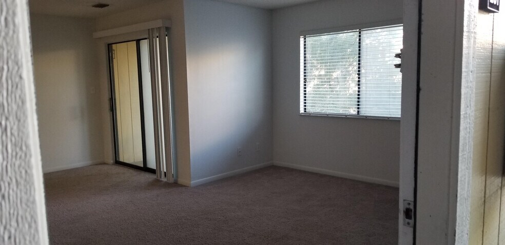 Building Photo - 13367 Arbor Pointe Cir