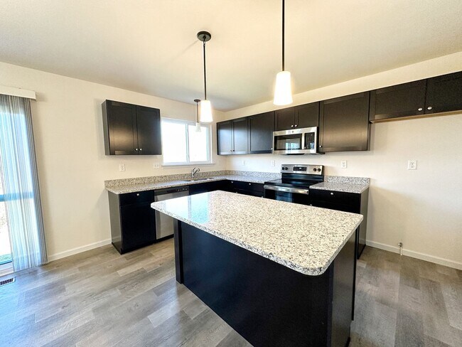 Building Photo - COMING SOON 6/15/26!!  *Subdivision Pool!!!*