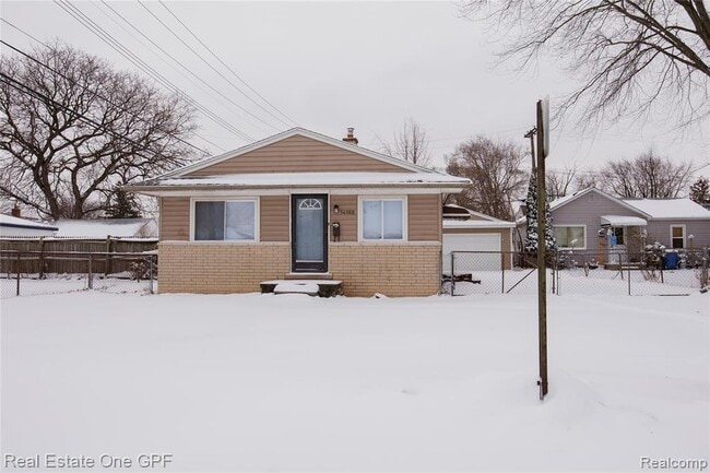 Building Photo - 14960 Alberta Ave